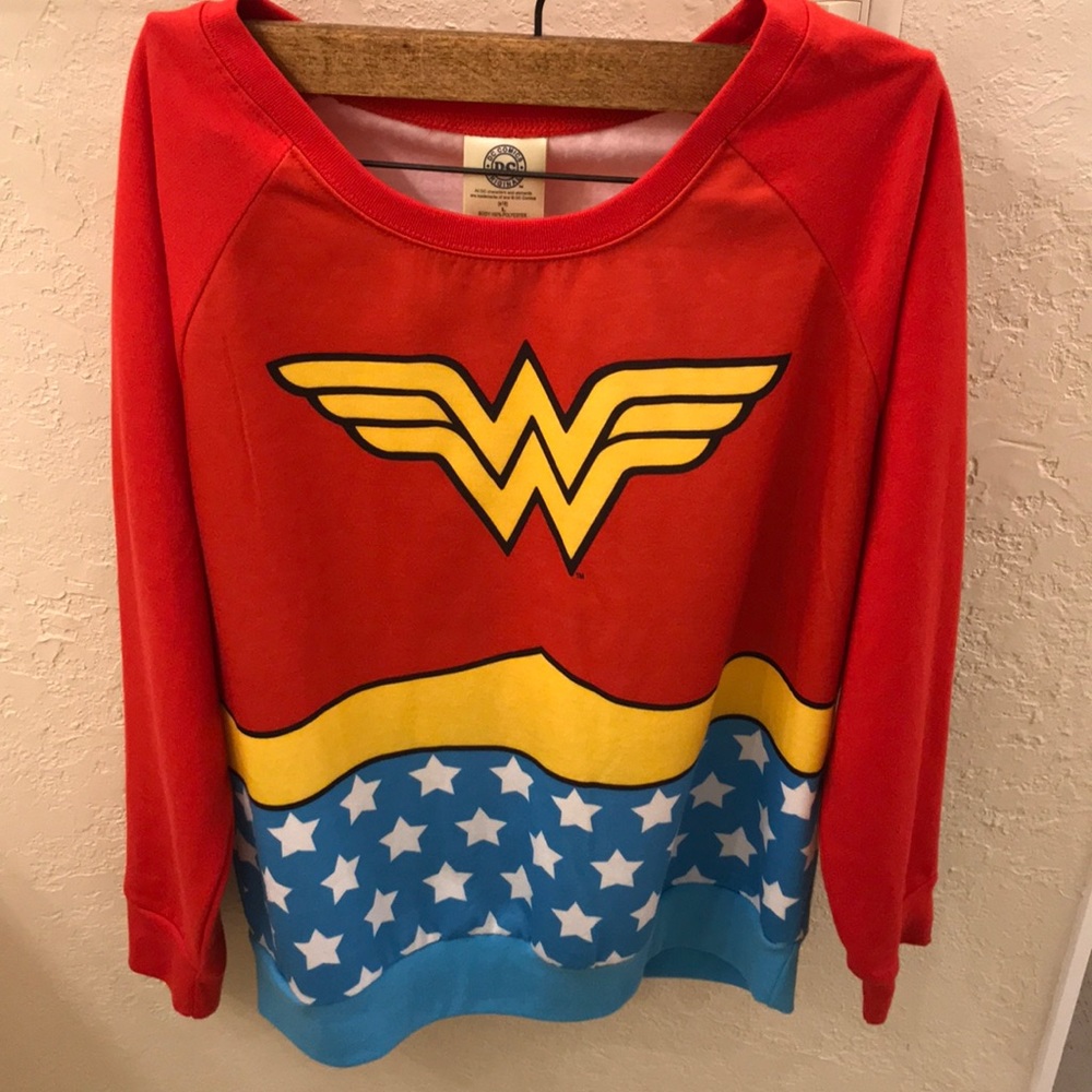 DC Wonder Woman Sweater